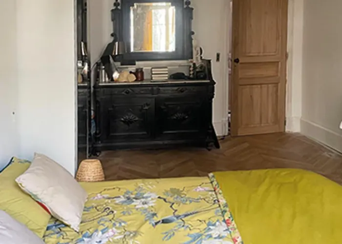 Apartment Spacious With Wifi In The Heart Of *