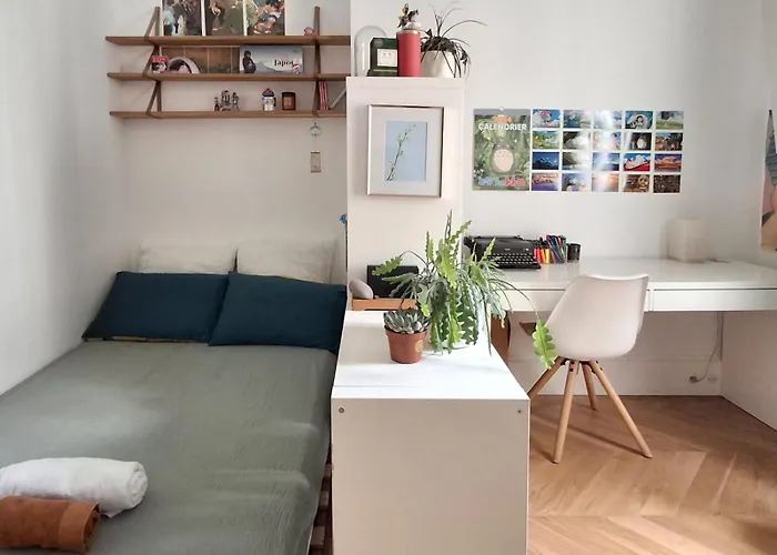 Spacious With Wifi In The Heart Of *